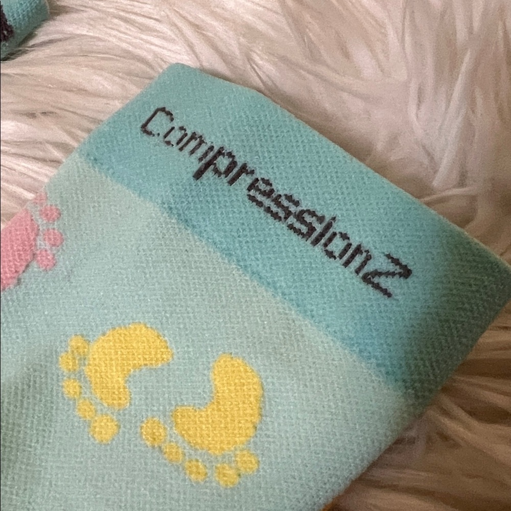 Colorful Footprint Compression Socks - Picture 8 of 8